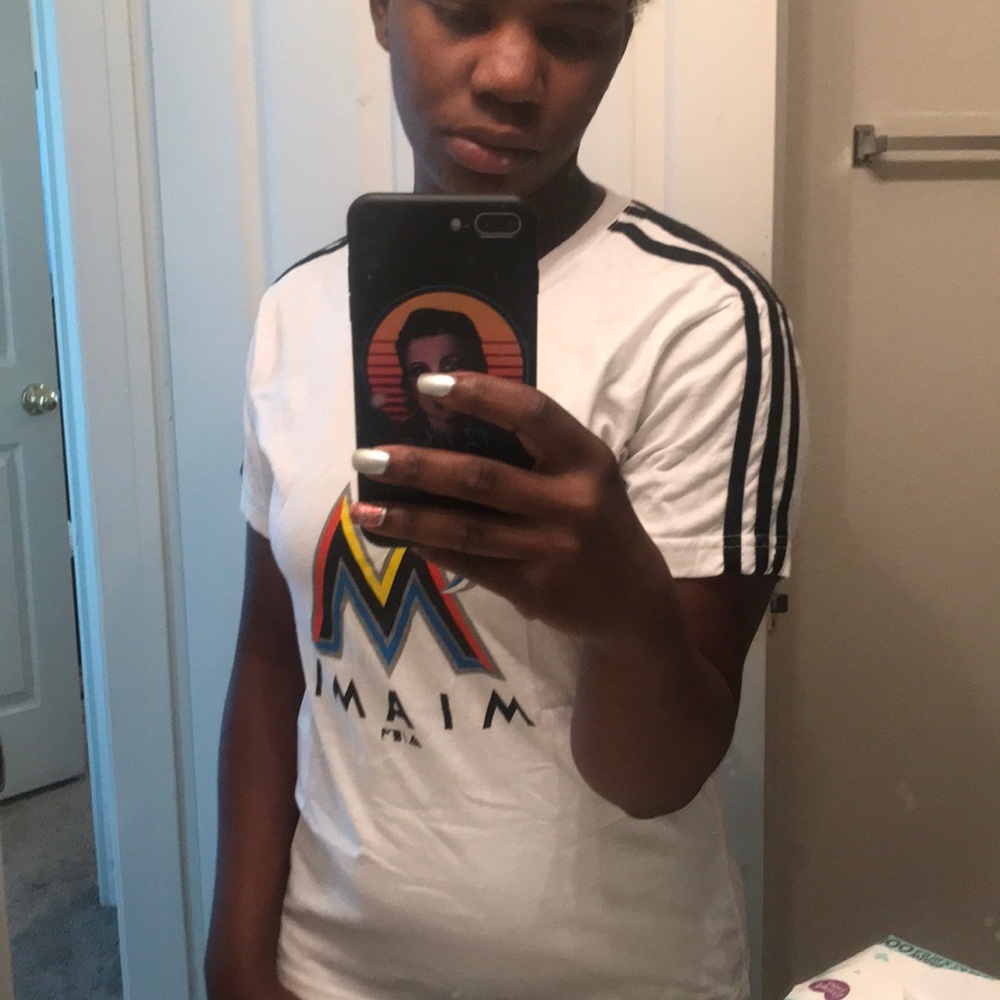 Adidas t-shirt - Picture 4 of 4